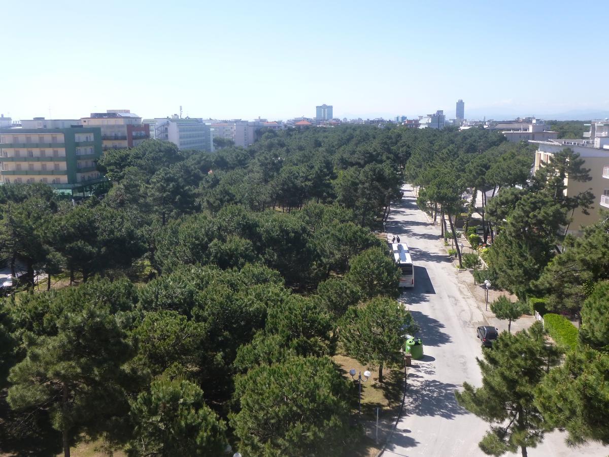 Hotel Sayonara Milano Marittima Extérieur photo