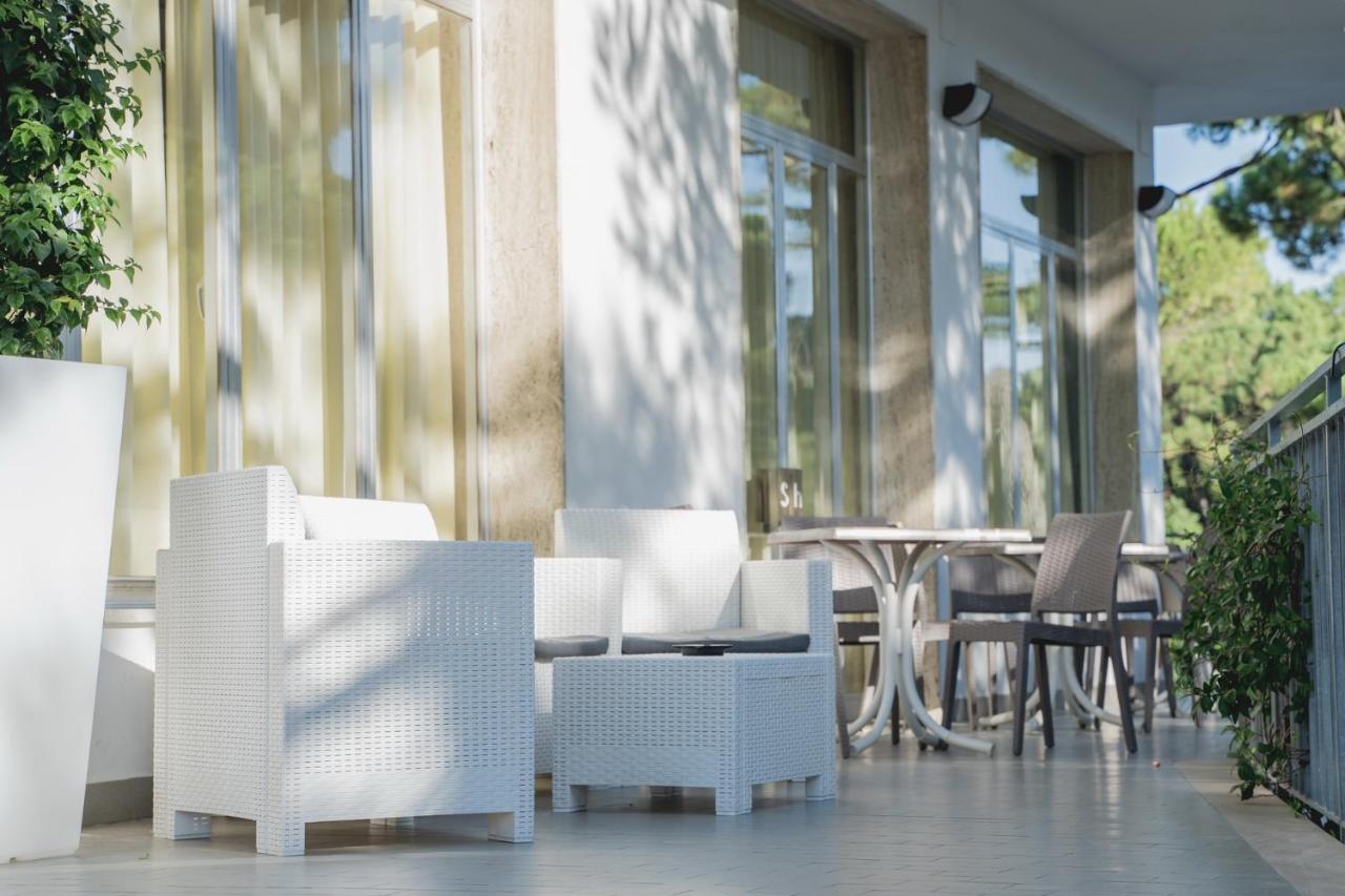 Hotel Sayonara Milano Marittima Extérieur photo