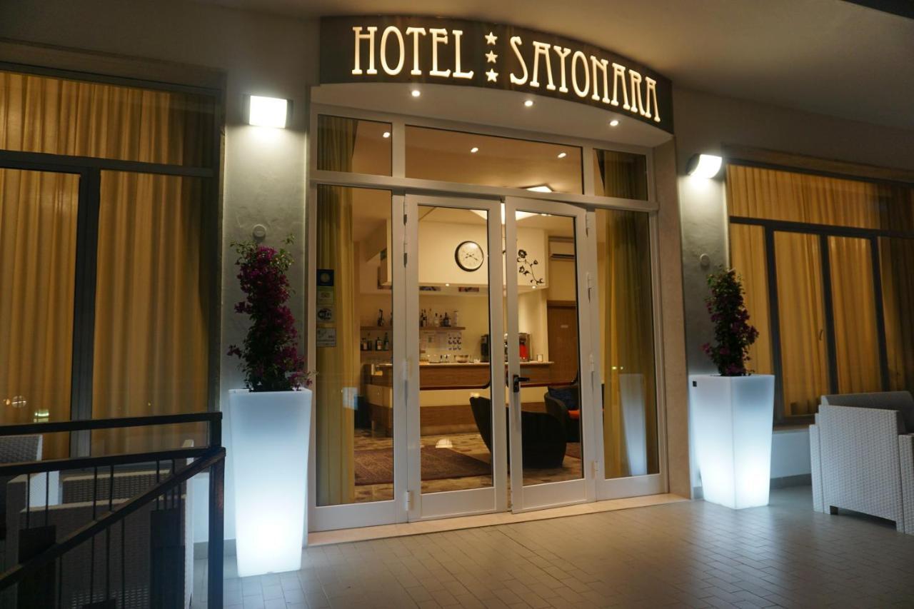 Hotel Sayonara Milano Marittima Extérieur photo